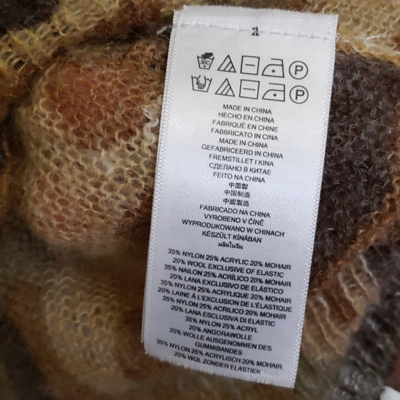 Micheal Kors Fine Knit Wool/Mohair Sweater, Sz XS - Picture 6 of 7